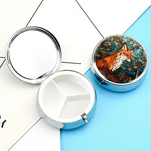 🐰 Mosaic Fox Multi-Use Pill Box Mirror Container - Picture 3 of 11
